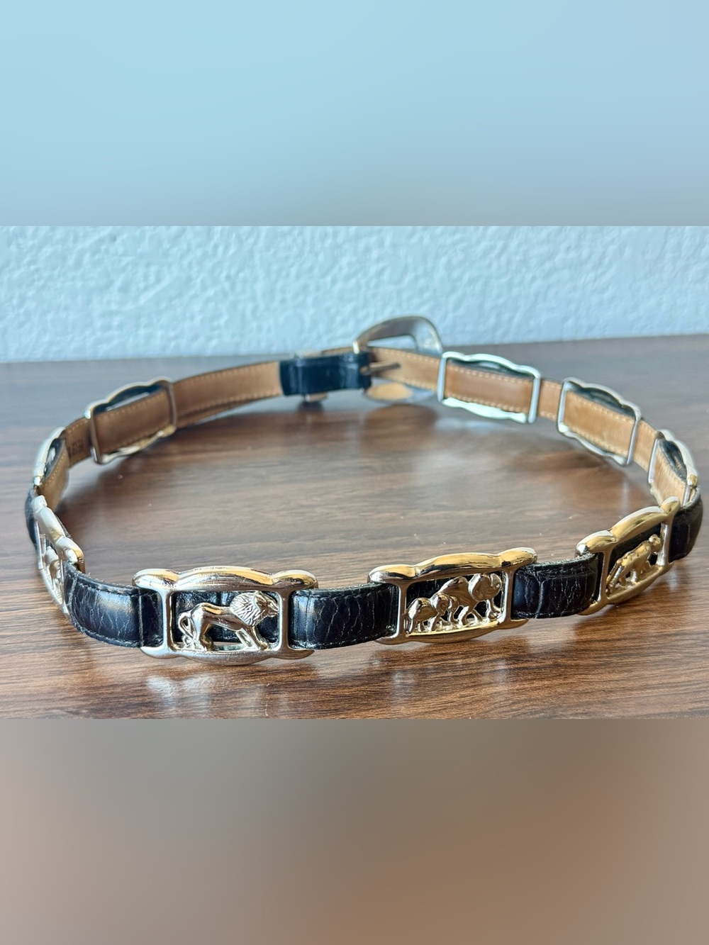 Vintage Safari Western-Style Women's Black Leather Belt with Silver-Tone Buckle - Picture 5 of 15